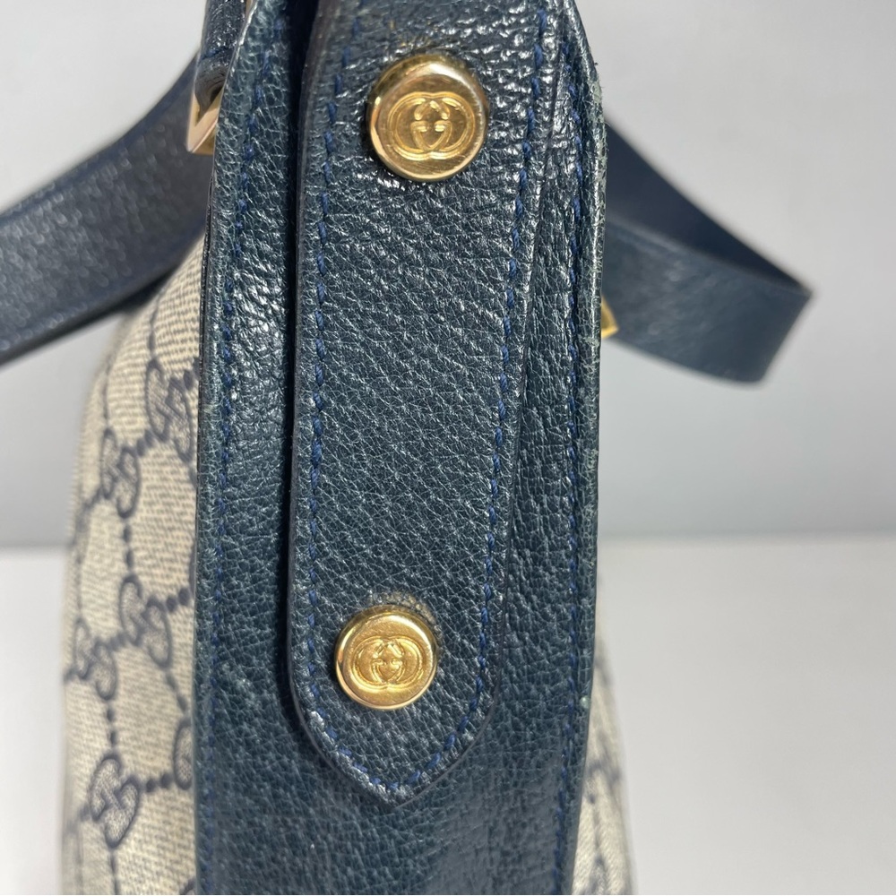Vintage 1980’s Gucci GG Canvas Purse Handbag Bag Navy Blue Leather Trim Lining - Picture 12 of 16